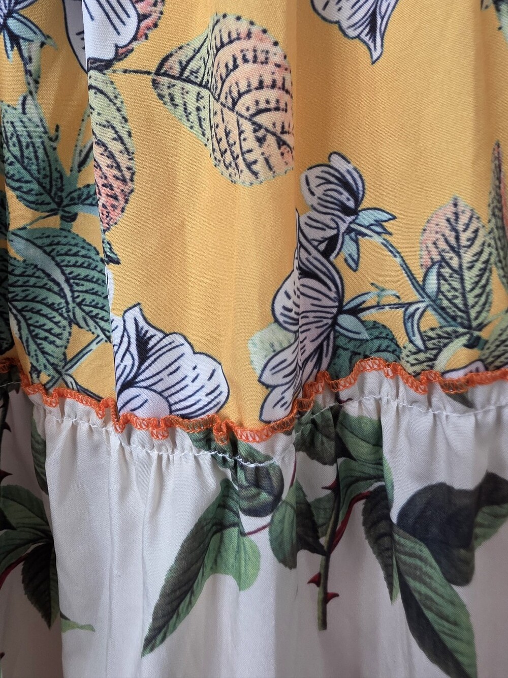566 Fashion Nova Tiered Patchwork Maxi Skirt Butterfly Floral Size Large - Picture 4 of 4